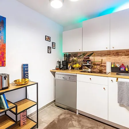 Deluxe Mit Terrasse * Duisburg