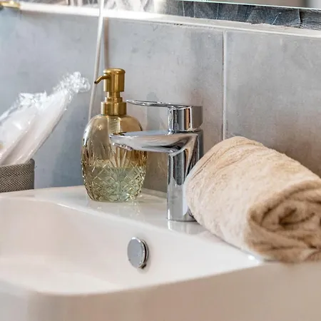 公寓 Deluxe Mit Terrasse *